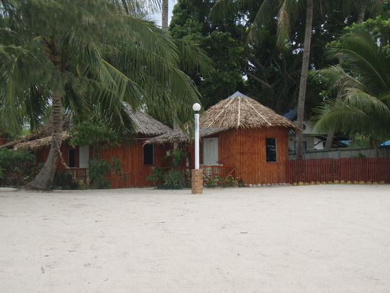 .....an "Fred ´Feuerstein Hütten" ....