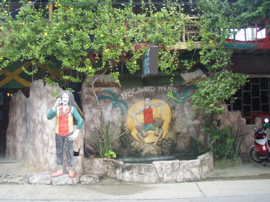 Reggae House ( Tattoostudio, Guesthouse &amp; Bar in Einem )