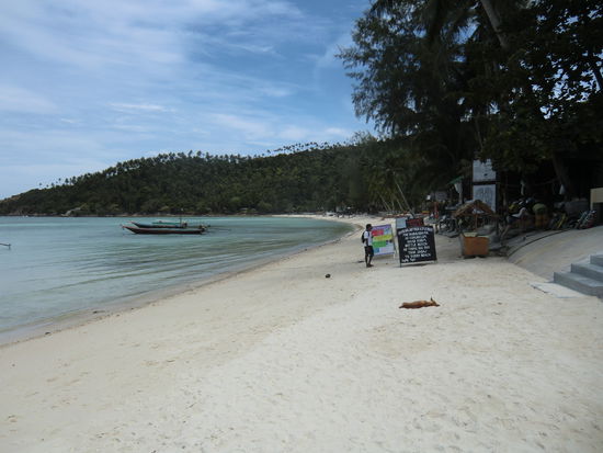 der Strand von "Haad Salad" rechtsseitig