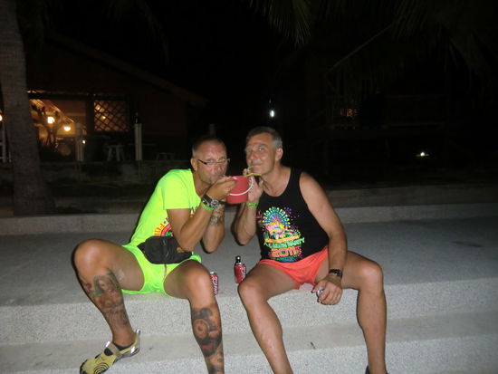 ..schnell mal probieren ob's schmeckt.....