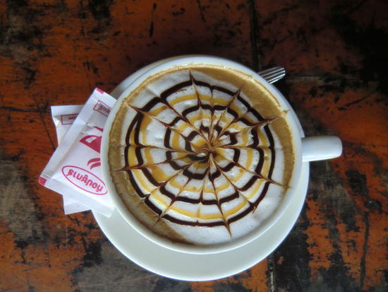 lecker Cappuccino aber nur für die Dame sooooo schön.....