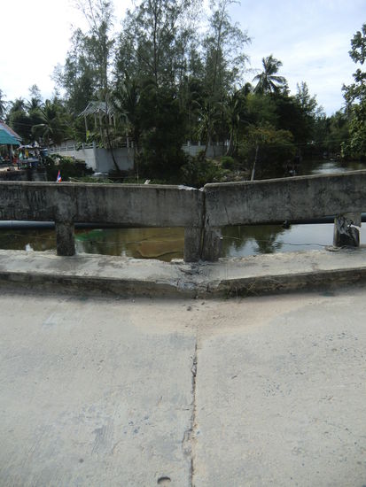 ...Ende der Brücke....