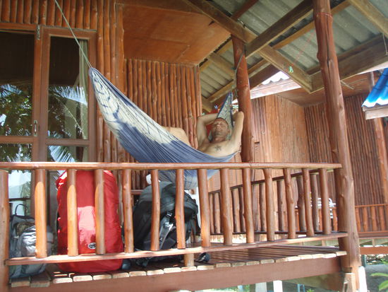 Hab Tanja rausgejagt !! Ist MEIN Platz !!! 