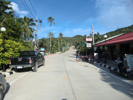 fast am Ende angekommen, dann links zum Strand