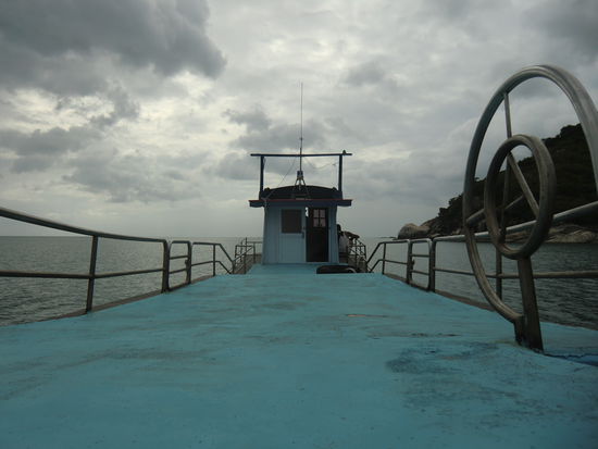 Nein, nicht zurück schauen !! Wir schauen nach vorne und erwarten neue Erlebnisse !!!