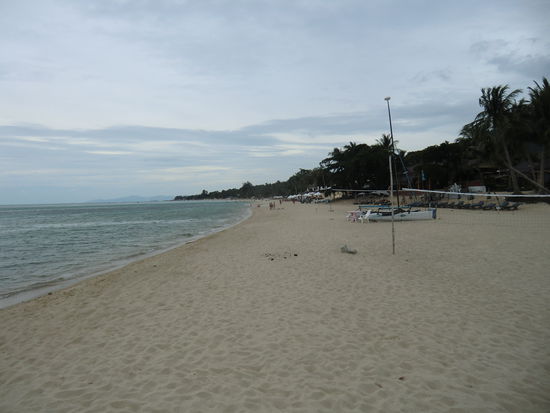 Lamai Beach rechtsseitig
