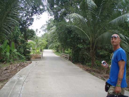 der untypische Touri...mit Laptoptasche...tztztz....