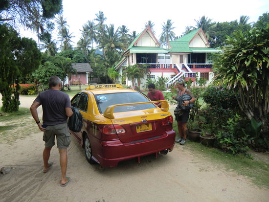 Aufbruch zum Flughafen...