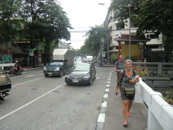 so langsam gewöhnen wir uns an den Verkehr