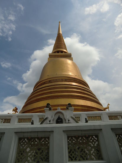 Wat Bowonniwetwiharn Ratchaworawiharn