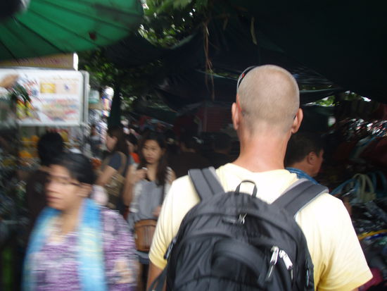 ganz schön eng und hektisch...Soi 21