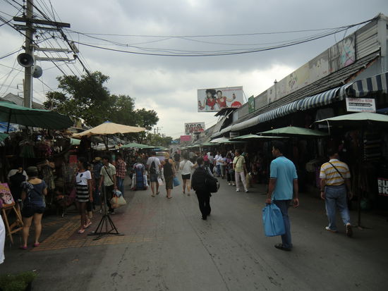 ein Hauptweg auf dem Markt