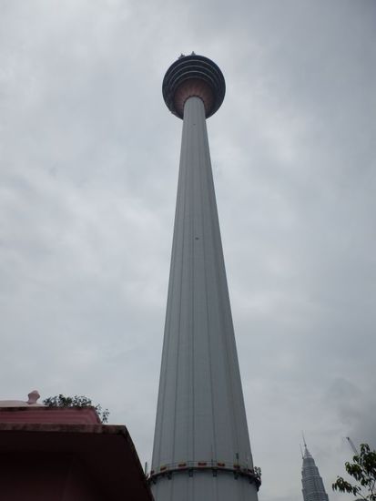 KL Tower von untern aus gesehen