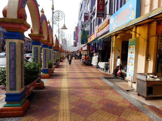 die Einkaufsstraße in Little India