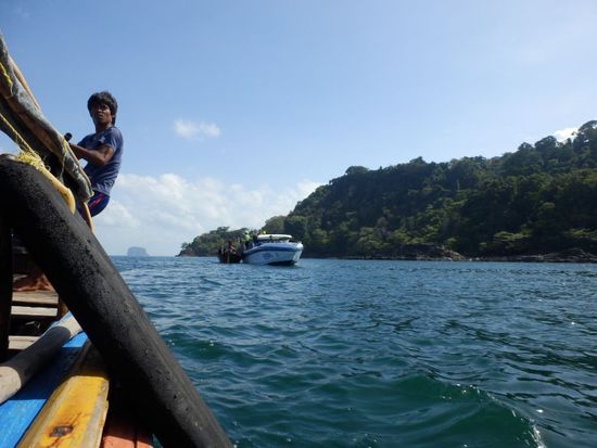 ....da reist der Junge auch schon den Hahn auf !!!!