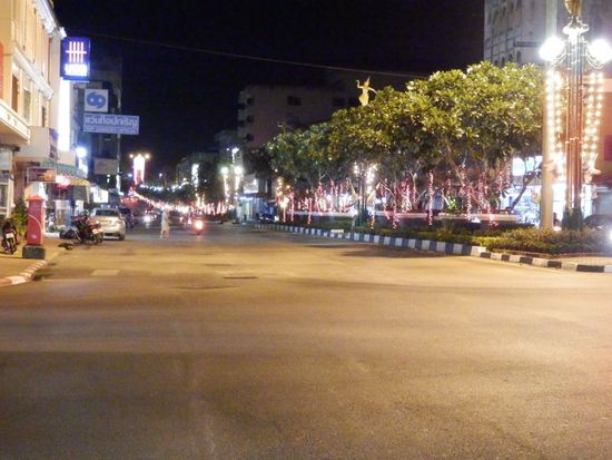 eine Hauptstraße in Trang