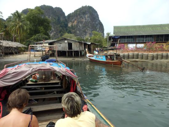 der Hafen am  Ban Hat Yao Yai