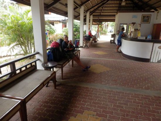 warten auf die Abreise