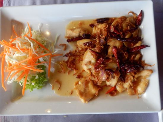 Deep Fried Chicken with Tamarind Soße