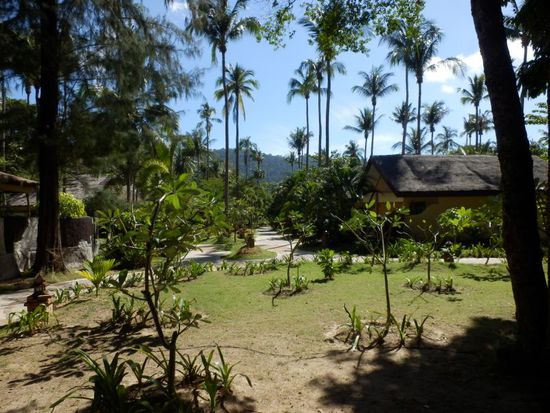 durch das Lanta Resort schleichen wir