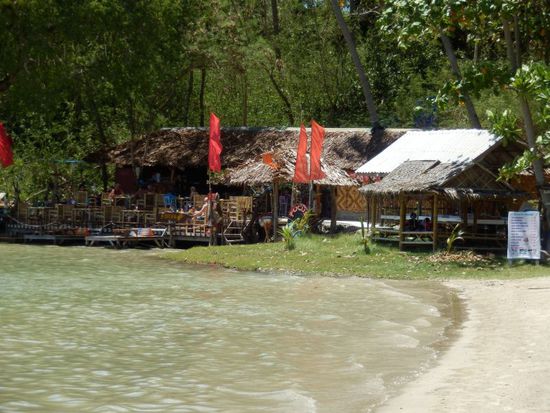 sehr nette Bar am Ende des Kav Kwang Beach