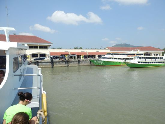 Anlegemanöver auf Phuket