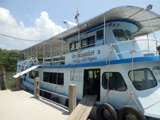 dieses Boot bringt uns nach Koh Phayam