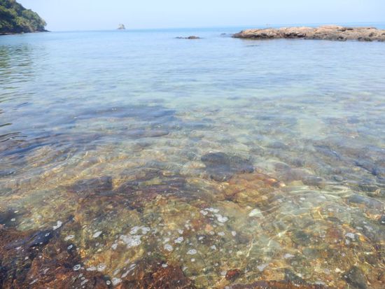 aber das Wasser ist auch hier glasklar