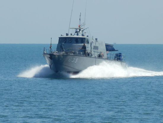 na, wollen die uns kontrollieren ???