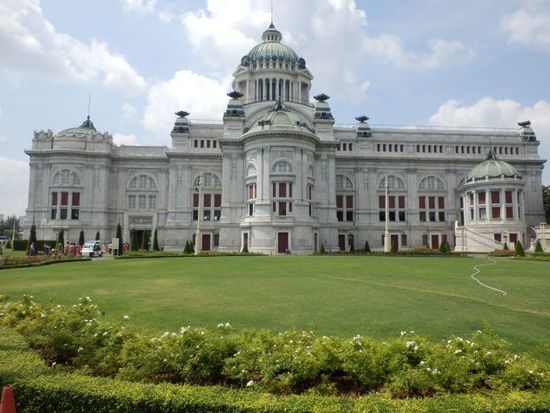 Ananta Samakhom Thronhalle