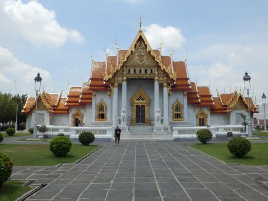 Wat Benchamabopitr ( Marmor Tempel )