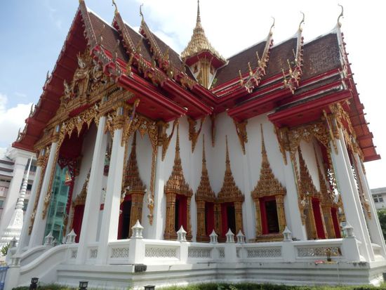 Wat Devaraj Kulchon