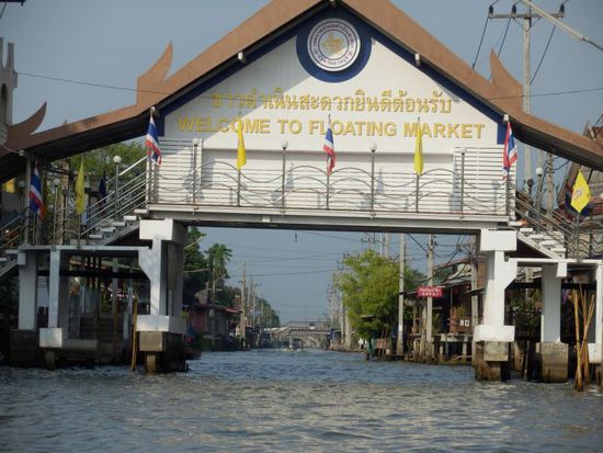 ...und der Eingang ist erreicht.....