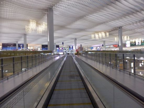 gähnende Leere im Flughafen.