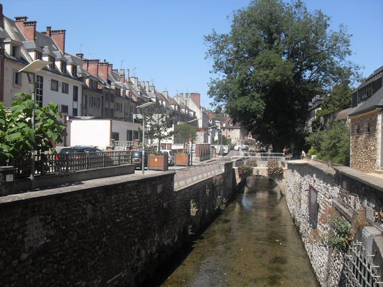 Auch Evreux ist als schickes kleines Städtchen anzusehen
