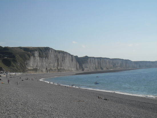 ... sowie die Südwestseite des Strandes.