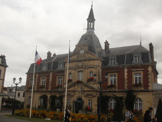 Wieder mal ein schönes Rathaus ;D