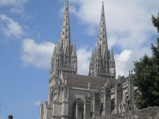 Wieder einmal "begrüßten" uns als erstes die Türme der Kathedrale.