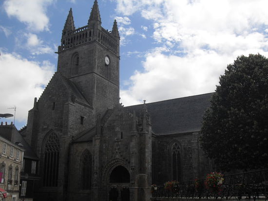 Außer dieser Kathedrale gab es im Stadtzentrum nicht viel zu sehen.