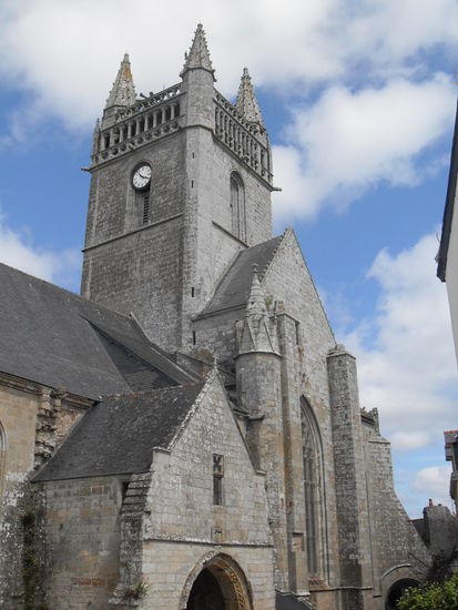 Wieder einmal ein pompöser Bau.