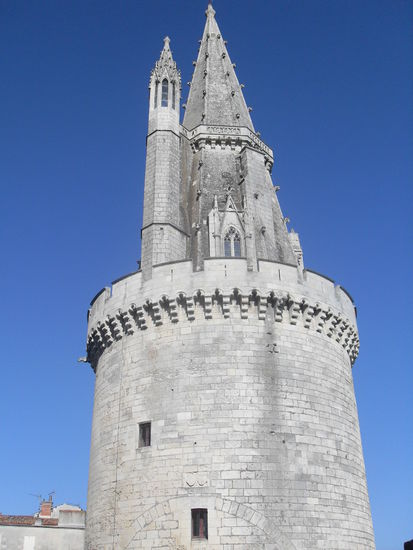 Der dritte Turm im Bunde