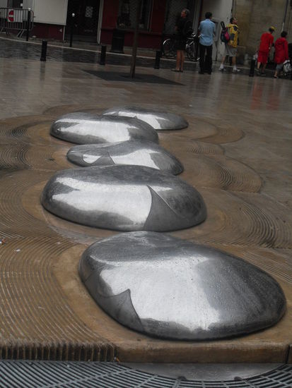 Diesen Brunnen fand Doro sehr schön ... nun ja, französische Kunst 