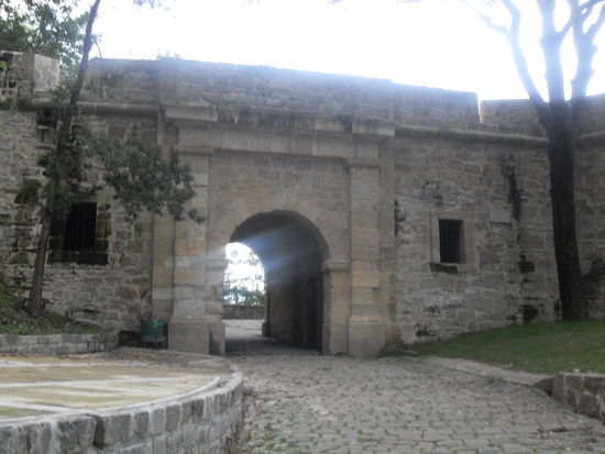 Von der Gefängnisburg aus ...