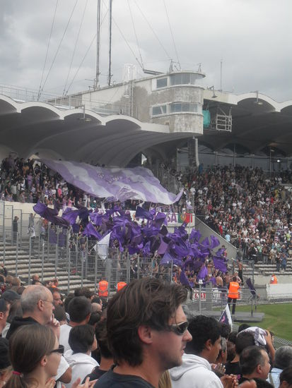 Die Choreo der Fans von Toulouse im Gästeblock