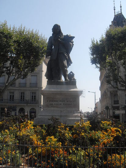 Eine Statue von Pierre-Paul Riquet, da Béziers seine Heimatstadt war.