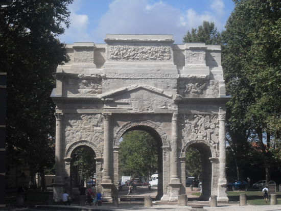 ... an welches auch schließlich der Triumphbogen anschloss.