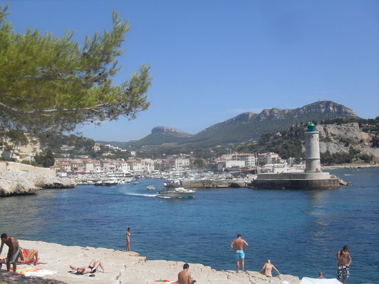 Dies ist der Hafen von Cassis.