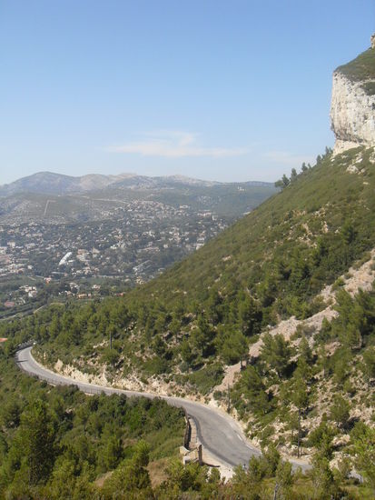 Diese schmale Straße mussten wir hoch!