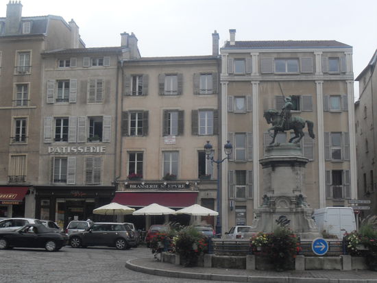 Patisserie und brasserie im französischen Stil