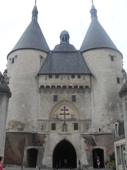 Ein weiteres Highlight auf unserer Besichtigungstour war das Porte de la Craffe.